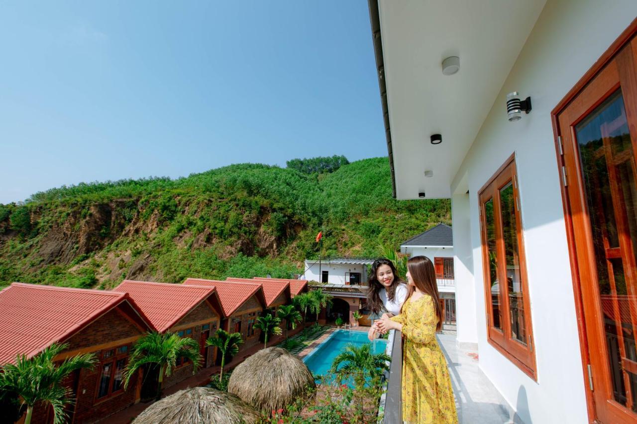 The Hill Villas Phong Nha Bagian luar foto